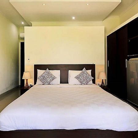 Indah Homestay Seminyak Extérieur photo