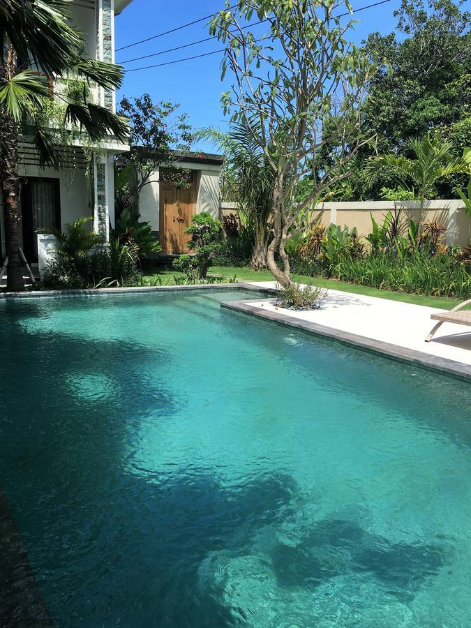 Indah Homestay Seminyak Extérieur photo
