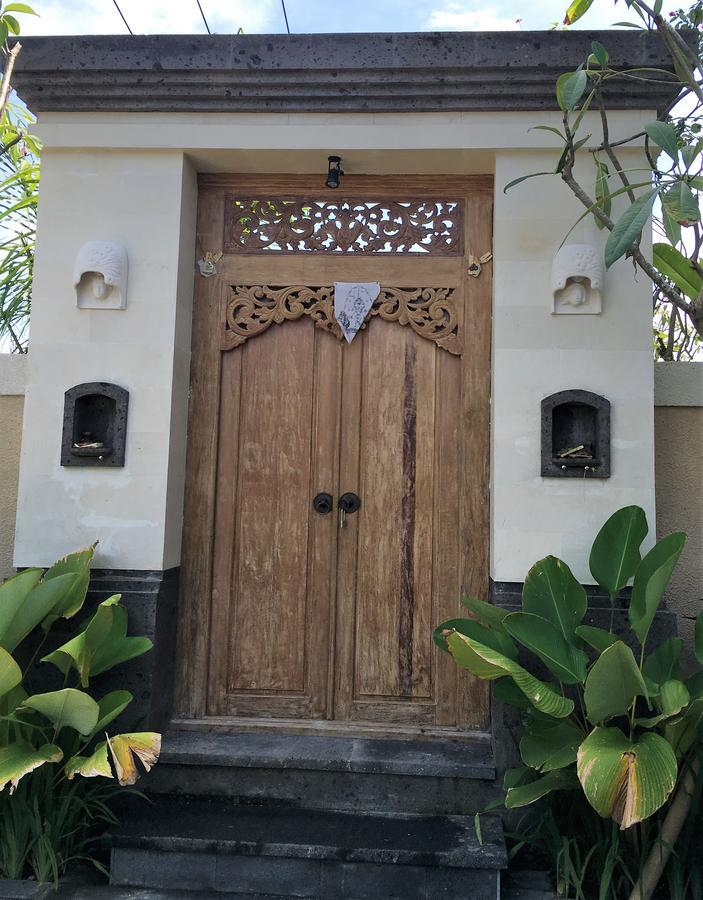 Indah Homestay Seminyak Extérieur photo